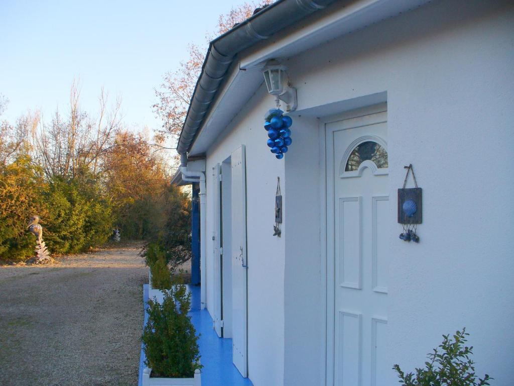 Chambre D'Hotes Dyrslot Saint-Denis-de-Pile Exterior photo